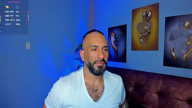 Snapshot of mr_maik chatting on 10.14.25 mr maik online show from 10.14.25