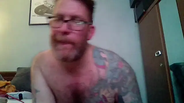 Snapshot of Tattooednakedguy chatting on 01.19.25 Tattooednakedguy online show from 01.19.25