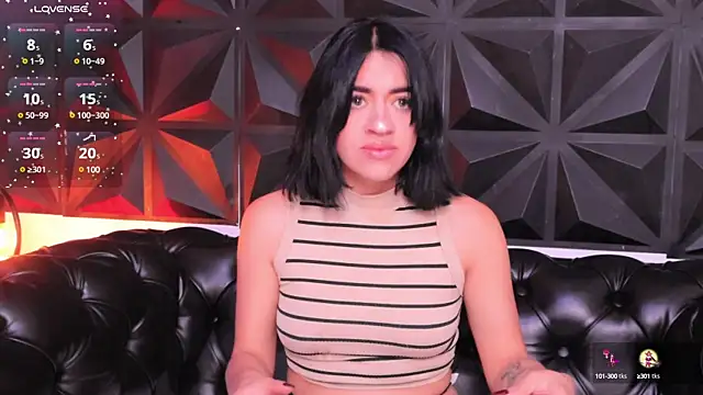 Snapshot of KasiaNoir_ chatting on 01.30.25 KasiaNoir online show from 01.30.25