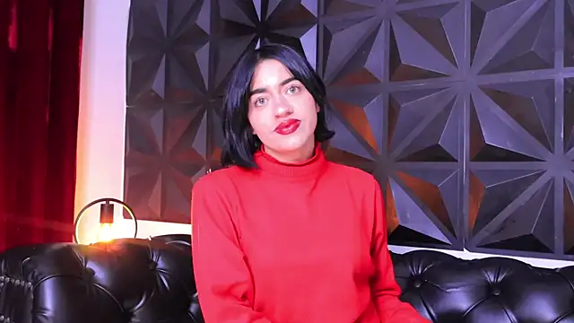 Snapshot of KasiaNoir_ chatting on 02.22.25 KasiaNoir online show from 02.22.25