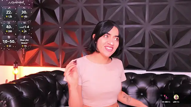 Snapshot of KasiaNoir_ chatting on 02.25.25 KasiaNoir online show from 02.25.25