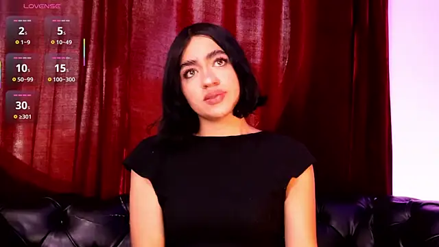 Snapshot of KasiaNoir_ chatting on 09.24.25 KasiaNoir online show from 09.24.25