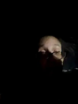 ILUV2TUCHMYKITTY online show from 01.17.25