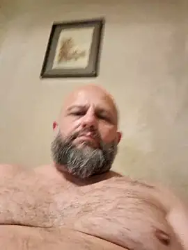 Snapshot of AlexandruCsaba chatting on 04.14.26 AlexandruCsaba online show from 04.14.26