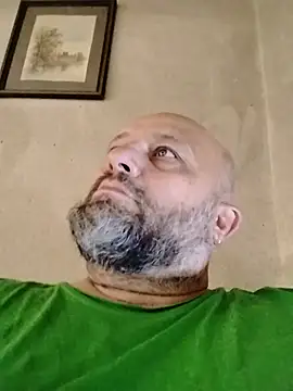 Snapshot of AlexandruCsaba chatting on 07.14.26 AlexandruCsaba online show from 07.14.26