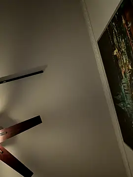 Snapshot of Hornyblond_Bella chatting on 11.14.25 Hornyblond Bella online show from 11.14.25