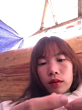 Snapshot of ngoclothingoc9en chatting on 12.10.24 ngoclothingoc9en online show from 12.10.24