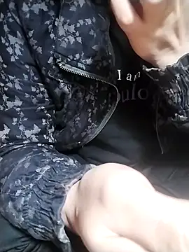 Snapshot of ngoclothingoc9en chatting on 03.13.25 ngoclothingoc9en online show from 03.13.25