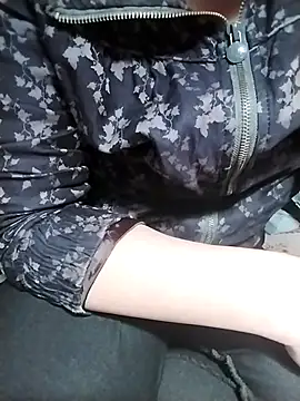 Snapshot of ngoclothingoc9en chatting on 03.18.25 ngoclothingoc9en online show from 03.18.25