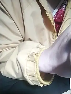 Snapshot of ngoclothingoc9en chatting on 03.22.25 ngoclothingoc9en online show from 03.22.25