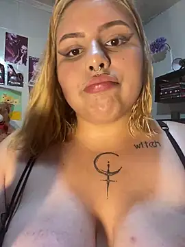 CrisyFerreira online show from 03.04.25