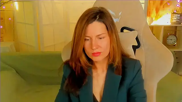 Snapshot of April_o_Nill chatting on 12.07.24 April o Nill online show from 12.07.24