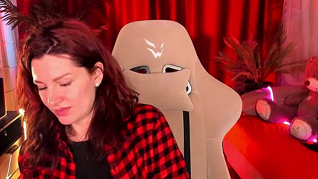 April o Nill online show from 04.22.26