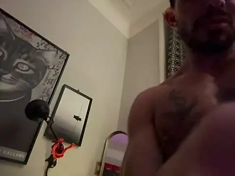 italian8764 online show from 11.12.25