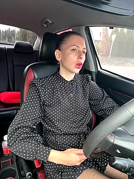 Snapshot of Marii_Ann chatting on 09.28.25 Marii Ann online show from 09.28.25