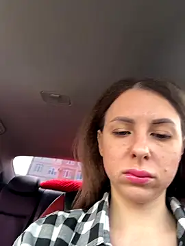 Snapshot of Marii_Ann chatting on 10.24.25 Marii Ann online show from 10.24.25