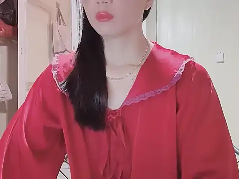 Snapshot of LinhChi_9x chatting on 10.20.25 LinhChi 9x online show from 10.20.25