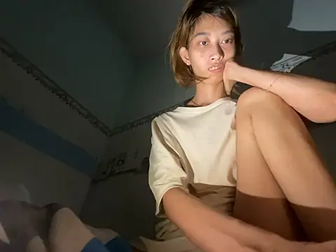 cave18hot online show from 02.04.25
