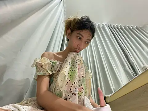 cave18hot online show from 02.12.25
