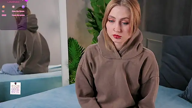 MarthaGees online show from 03.22.25