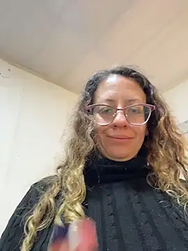 Snapshot of miss_hanna07 chatting on 10.22.25 miss hanna07 online show from 10.22.25