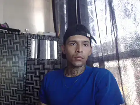 Snapshot of RickyGrey77 chatting on 01.13.25 RickyGrey77 online show from 01.13.25