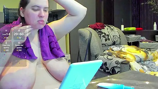 Snapshot of 1lindsey1 chatting on 09.12.25 1lindsey1 online show from 09.12.25