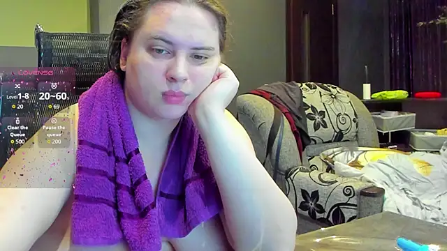 Snapshot of 1lindsey1 chatting on 09.17.25 1lindsey1 online show from 09.17.25