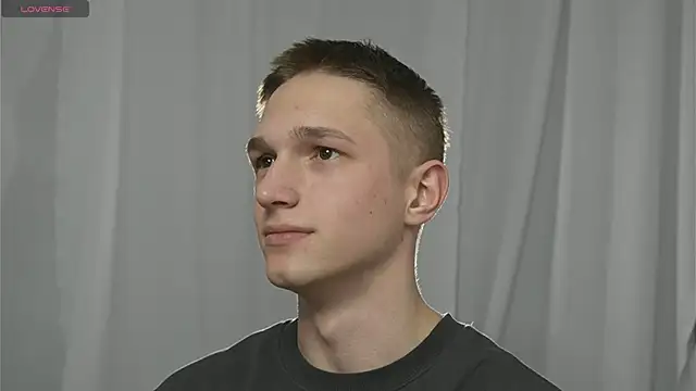 Snapshot of dustyn_fox chatting on 12.26.24 dustyn fox online show from 12.26.24