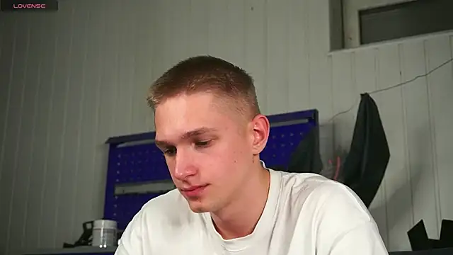 dustyn fox online show from 10.21.25