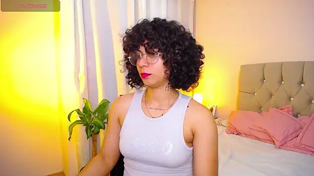 zoe alanaa online show from 11.18.25