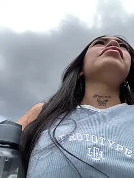 Effy Bonny online show from 02.06.25