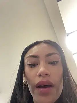 Effy Bonny online show from 02.15.25