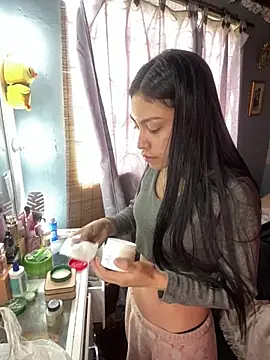 Effy Bonny online show from 02.18.25