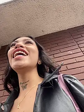 Effy Bonny online show from 03.06.25