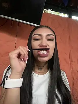 Effy Bonny online show from 03.15.25