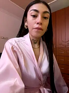 Effy Bonny online show from 10.25.25