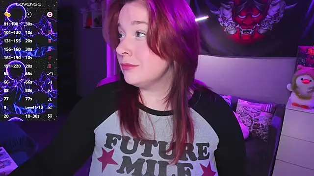 Snapshot of gitera_ chatting on 10.10.25 gitera online show from 10.10.25