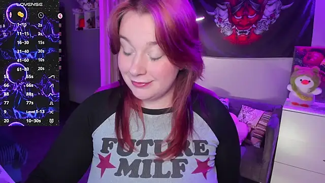 Snapshot of gitera_ chatting on 10.16.25 gitera online show from 10.16.25