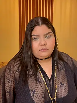 Snapshot of _Shara_Handal_ chatting on 10.09.25 Shara Handal online show from 10.09.25