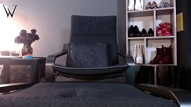 Mistress Wonder online show from 04.21.26