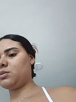 Snapshot of sexy-latin10 chatting on 06.23.26 sexy-latin10 online show from 06.23.26
