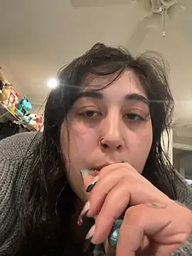 Snapshot of ThicBunz chatting on 02.22.25 ThicBunz online show from 02.22.25