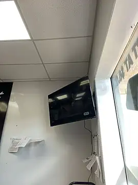 Snapshot of ThicBunz chatting on 02.23.25 ThicBunz online show from 02.23.25