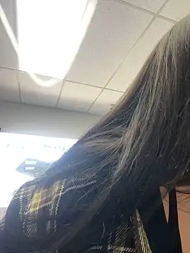 Snapshot of ThicBunz chatting on 02.24.25 ThicBunz online show from 02.24.25