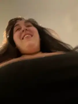 Snapshot of ThicBunz chatting on 02.26.25 ThicBunz online show from 02.26.25