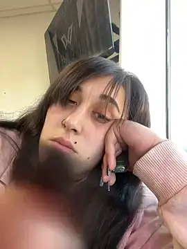 Snapshot of ThicBunz chatting on 03.10.25 ThicBunz online show from 03.10.25