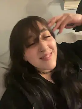 Snapshot of ThicBunz chatting on 03.15.25 ThicBunz online show from 03.15.25