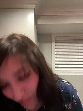 Snapshot of ThicBunz chatting on 03.17.25 ThicBunz online show from 03.17.25