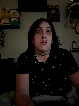 Snapshot of ThicBunz chatting on 09.23.25 ThicBunz online show from 09.23.25